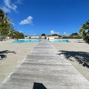 Front Apartment Orient Bay